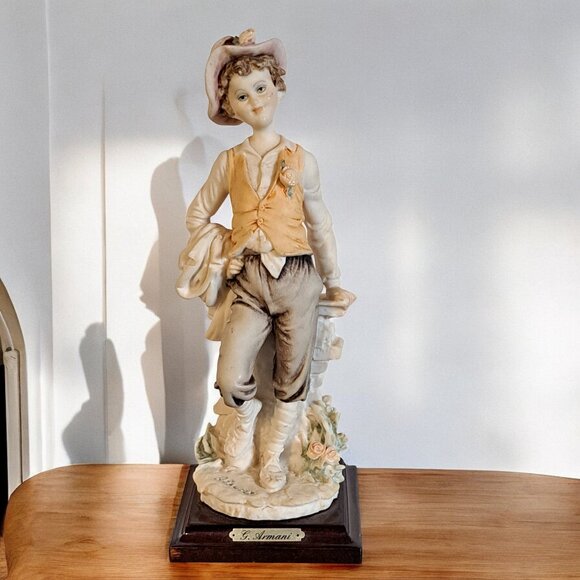 Giuseppe Armani Young Traveler Boy Capodimonte Figurine 9"H 1989 Italy